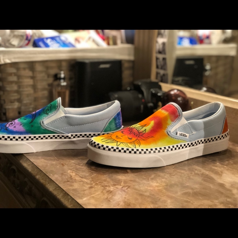 Custom made Vans - Picture 2 of 3